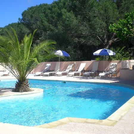 Odalys Caesar Domus 4* Saint-Tropez