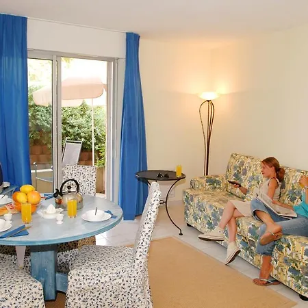 Odalys Caesar Domus Holiday park Saint-Tropez